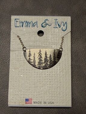 NWT Silver Forest Necklace